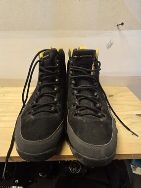 Jordan Men's Black and Yellow High-Top Basketball Shoes Air Jordan 9 Retro